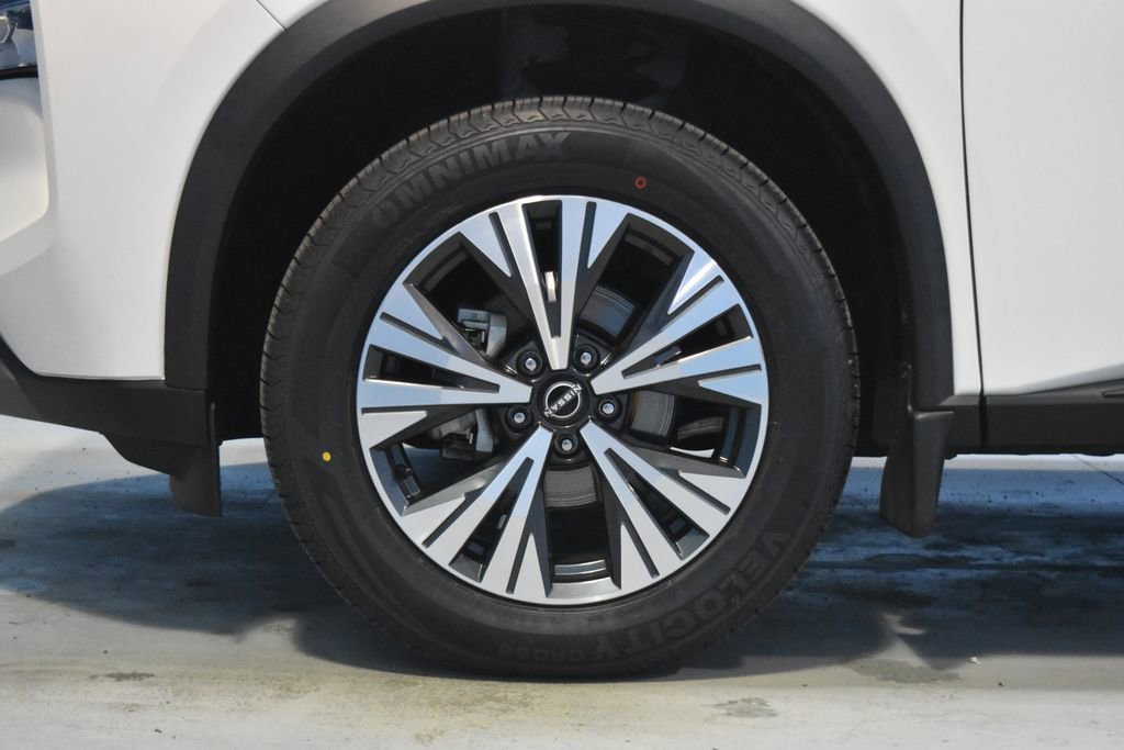 Certified 2023 Nissan Rogue SV w/ SV Premium B Package AWD/4WD image 23