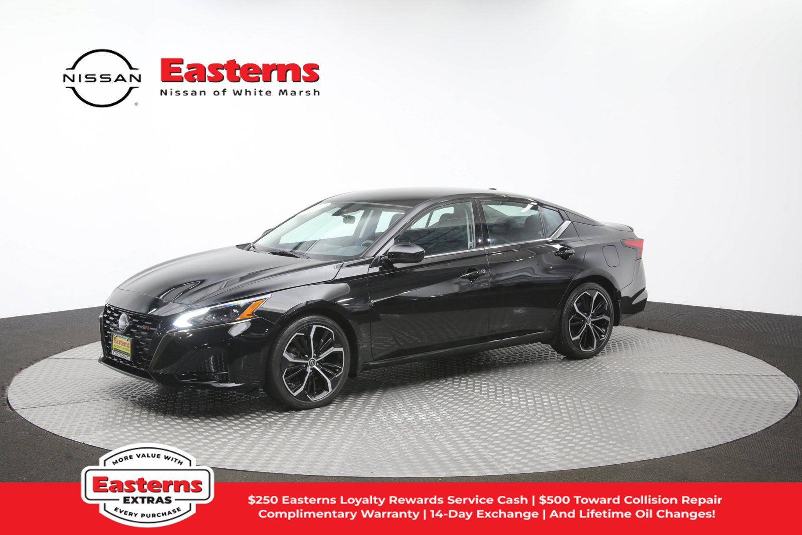 Used 2023 Nissan Altima 2.5 SR FWD image 55