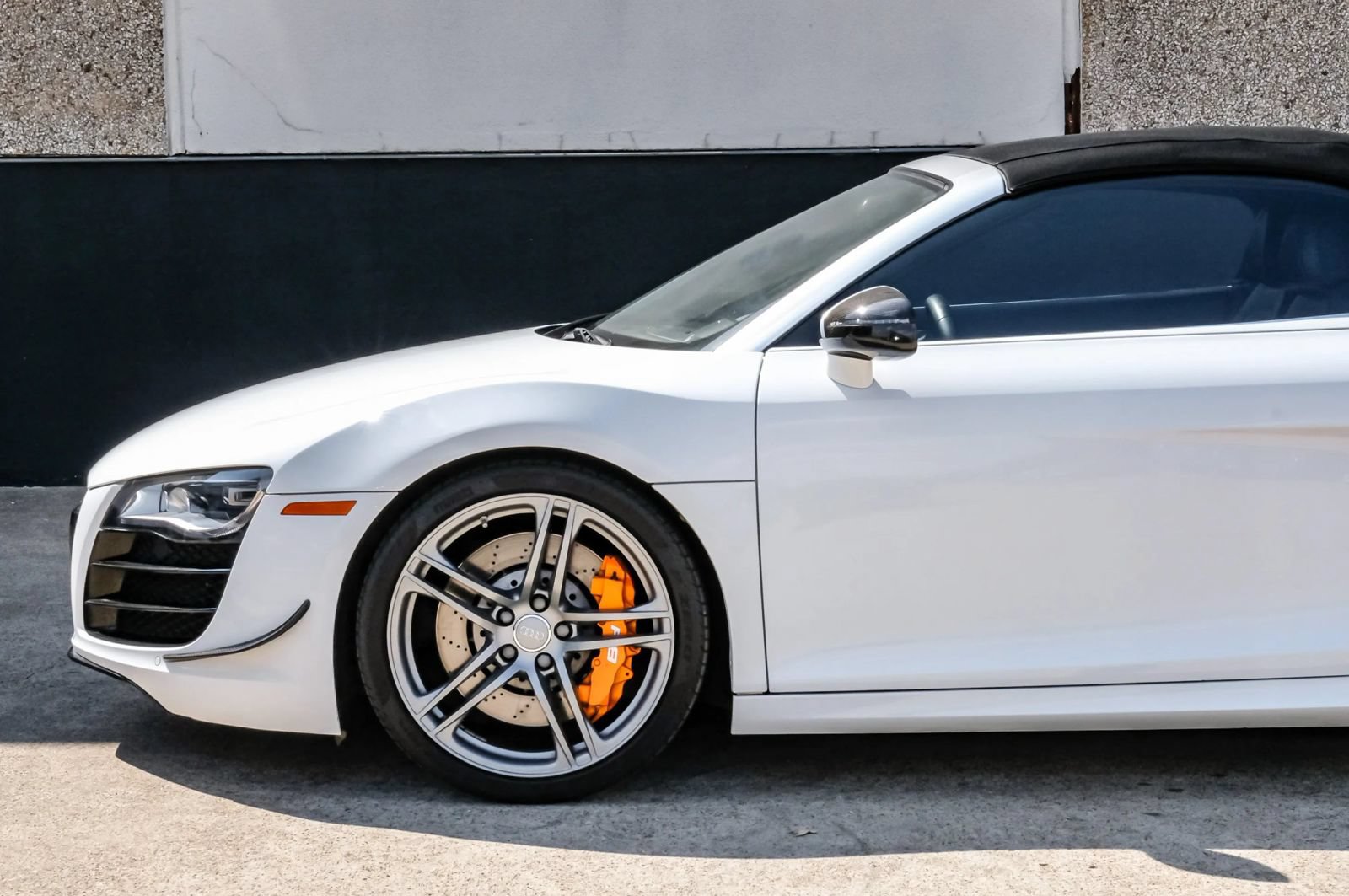 Used 2011 Audi R8 V10 AWD/4WD image 11