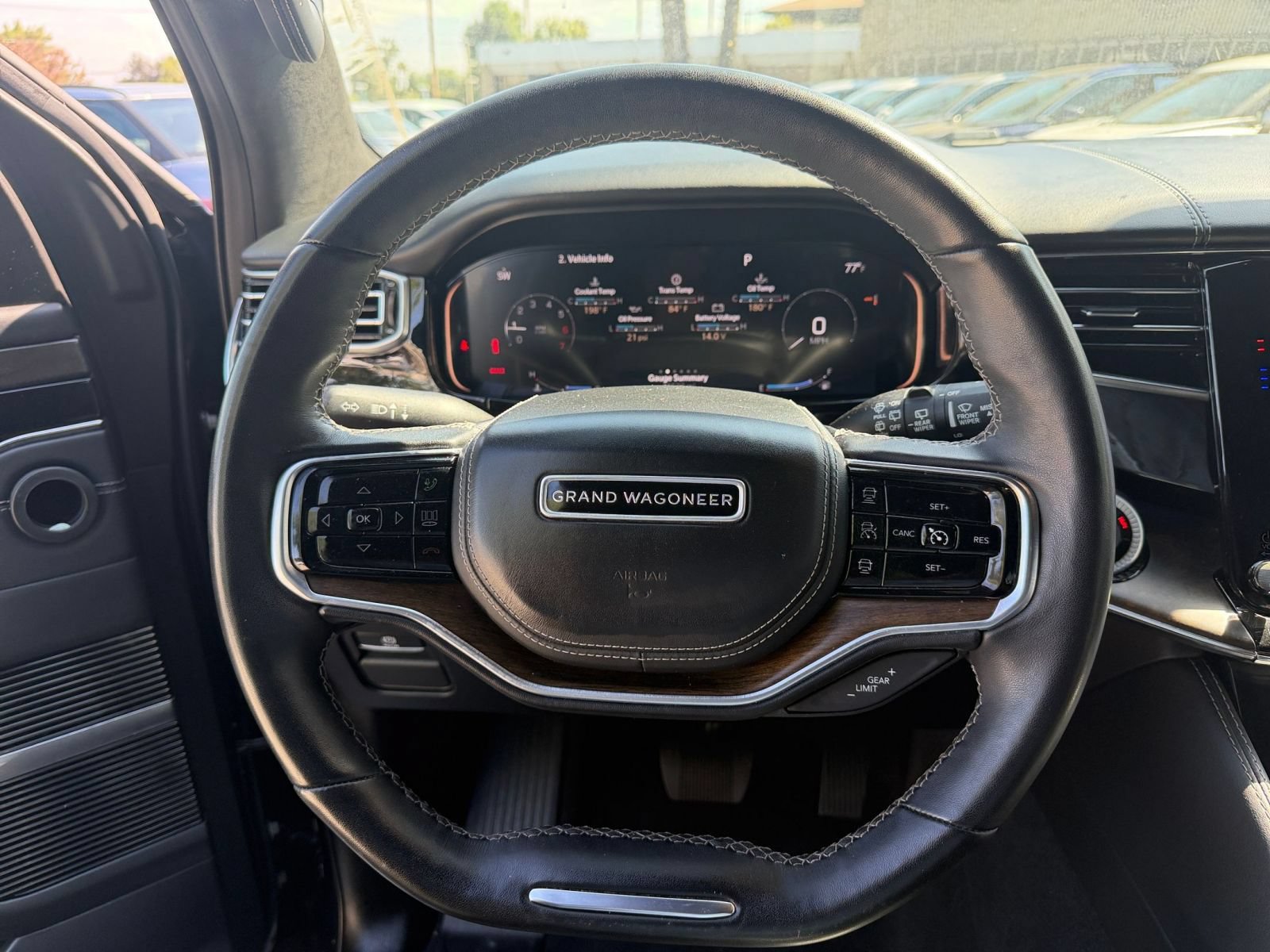 Used 2023 Jeep Grand Wagoneer Series II w/ Flexible Seating Group AWD/4WD image 31