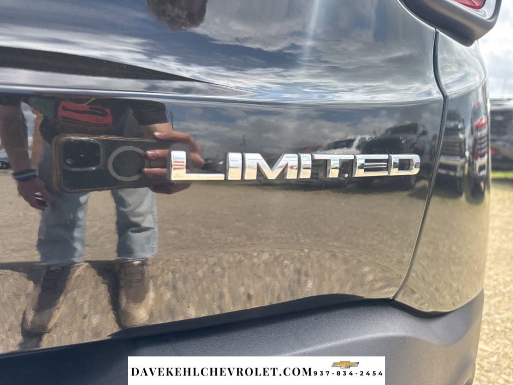 Used 2017 Jeep Renegade Limited image 44