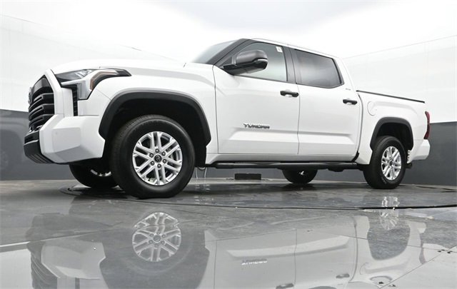 Used 2024 Toyota Tundra SR5 w/ SR5 Convenience Package image 25