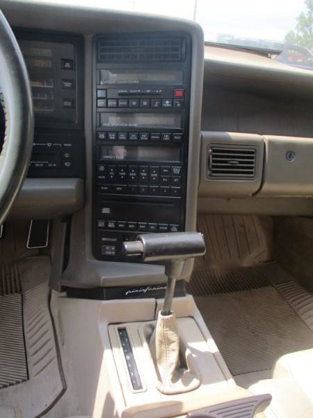 Used 1993 Cadillac Allante FWD image 8