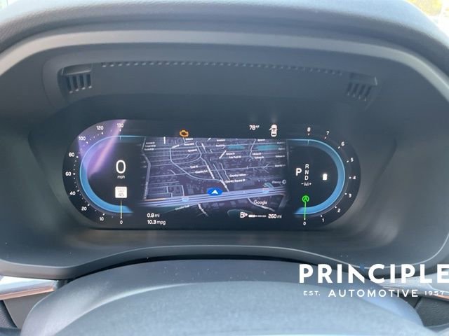 Certified 2025 Volvo XC60 B5 Core image 13