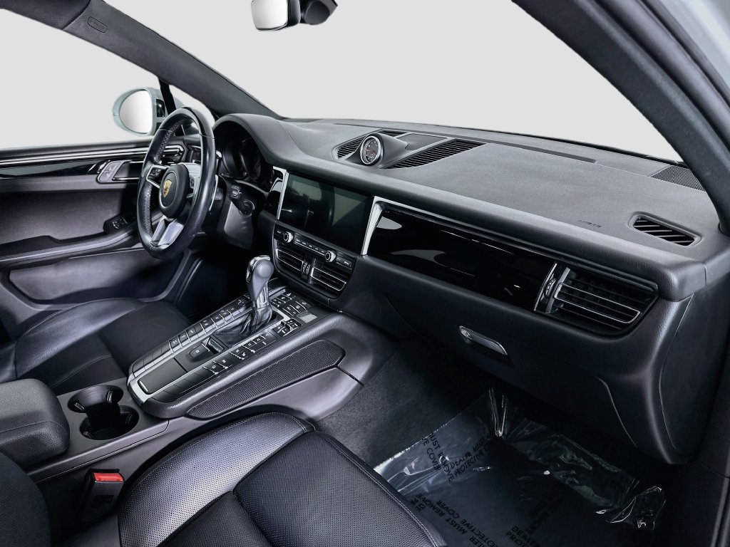 Used 2021 Porsche Macan S AWD/4WD image 31