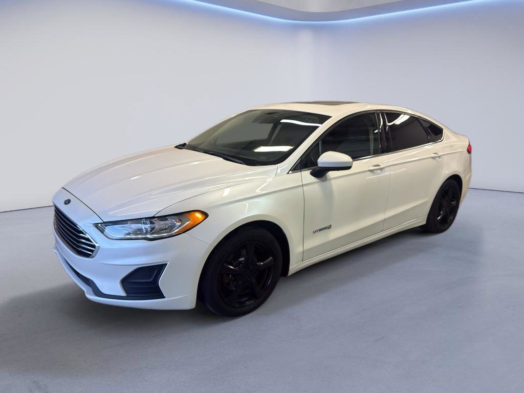 Used 2019 Ford Fusion SE FWD image 3