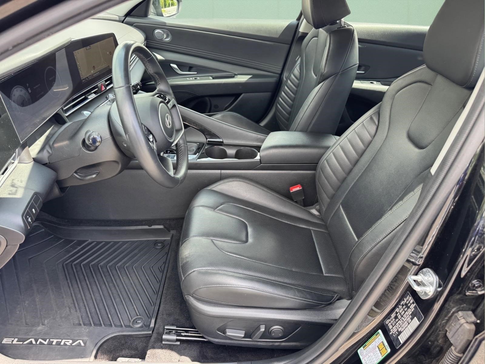 Certified 2024 Hyundai Elantra Limited FWD image 6