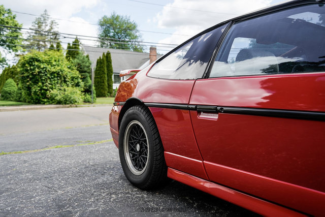 Used 1988 Pontiac Fiero GT RWD image 60
