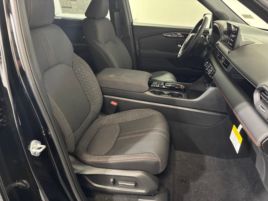 New 2026 Honda Pilot Sport image 12