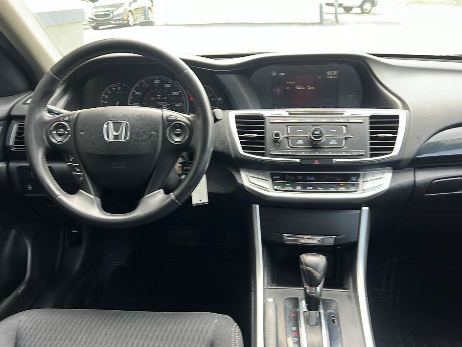 Used 2014 Honda Accord Sport image 12