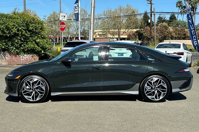 Used 2023 Hyundai Ioniq 6 Limited RWD image 10