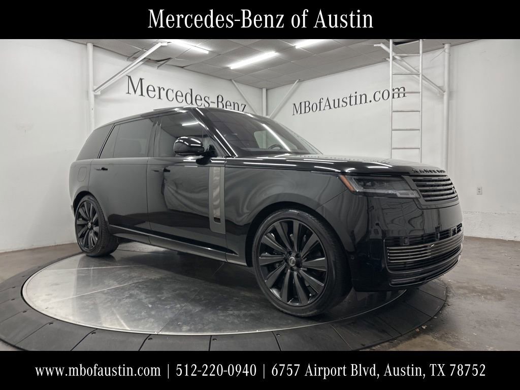 Used 2023 Land Rover Range Rover SV image 1