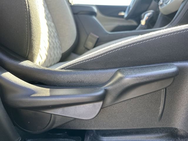 Used 2022 Chevrolet Equinox LS w/ LPO, Floor Liner Package image 29