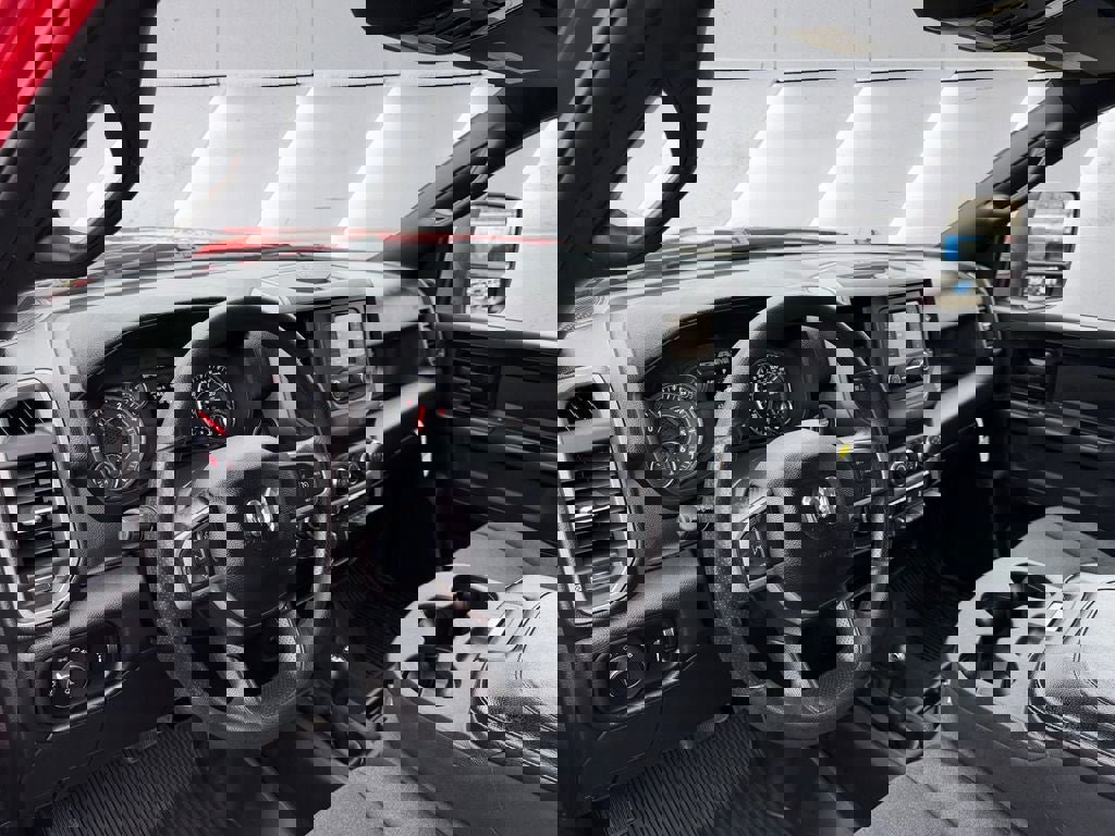 Used 2024 RAM 2500 Tradesman w/ Chrome Appearance Group image 10