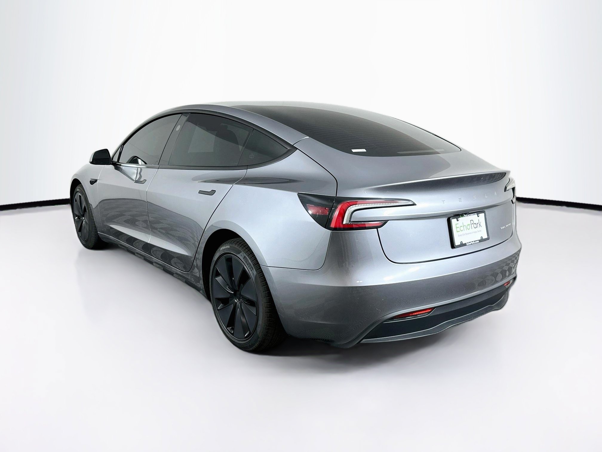 Used 2025 Tesla Model 3 Long Range AWD/4WD image 5