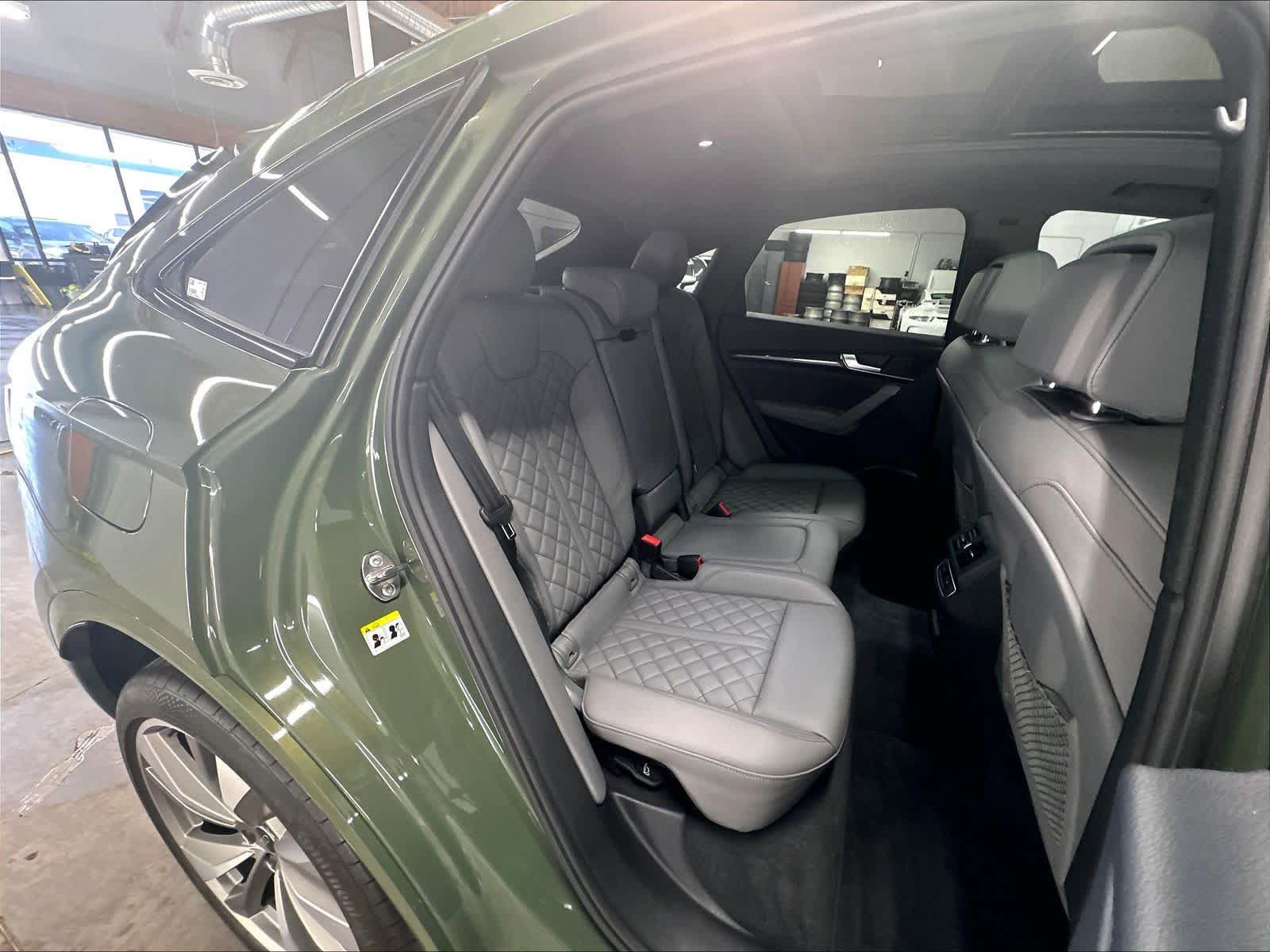 Used 2023 Audi SQ5 Premium Plus w/ Premium Plus Package AWD/4WD image 28