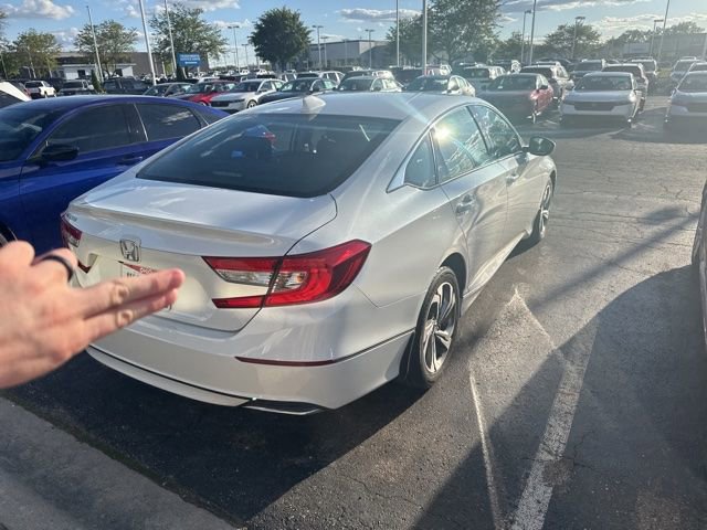 Used 2018 Honda Accord EX image 3
