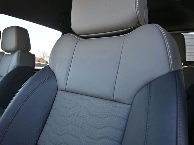 New 2026 Chevrolet Silverado 2500 ZR2 image 15