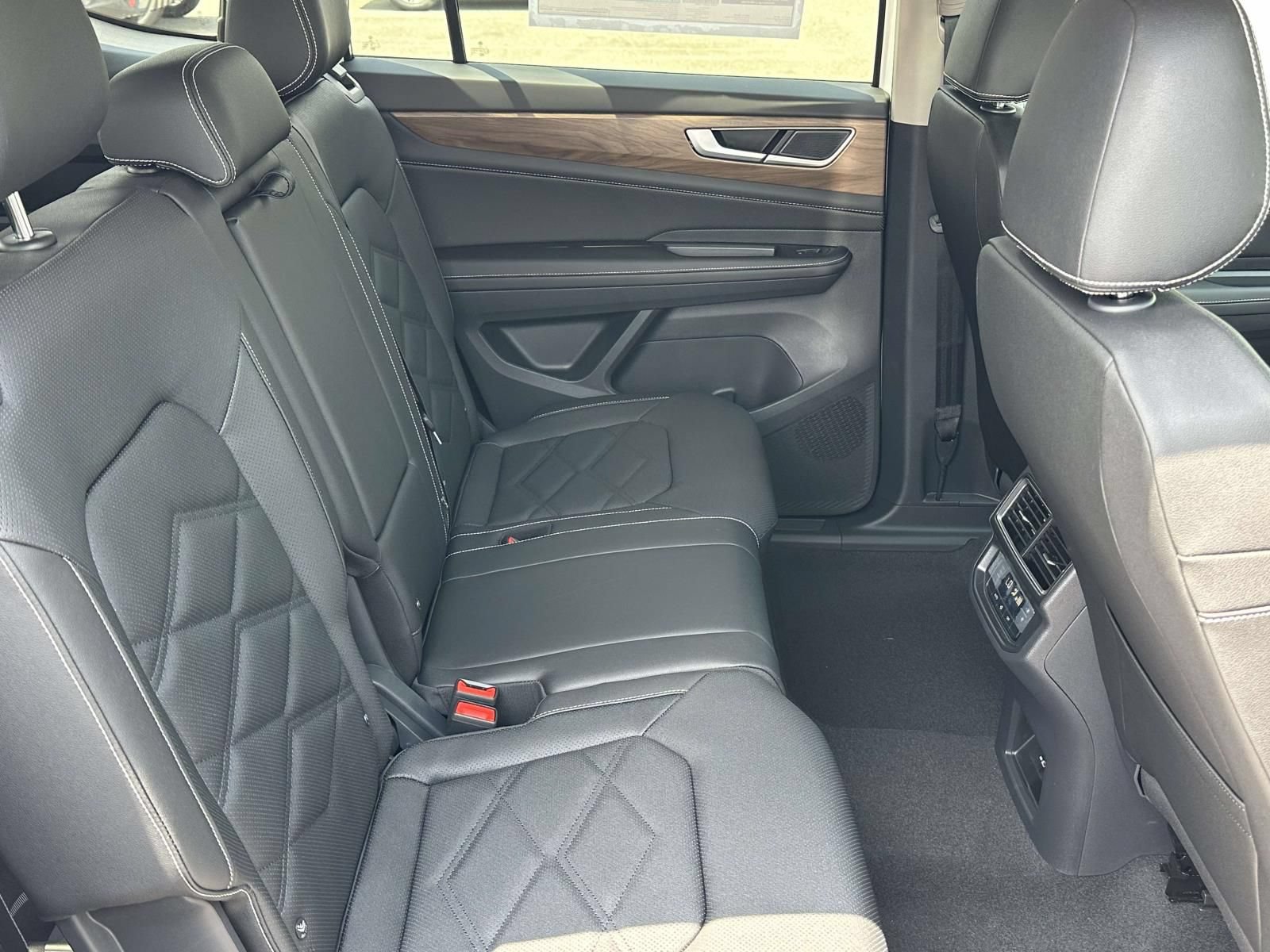 New 2026 Volkswagen Atlas SE AWD/4WD image 15