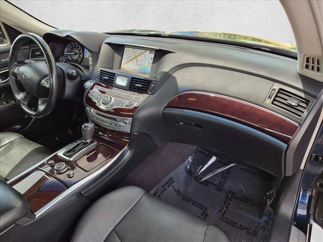Used 2016 INFINITI Q70 L 5.6 AWD/4WD image 22