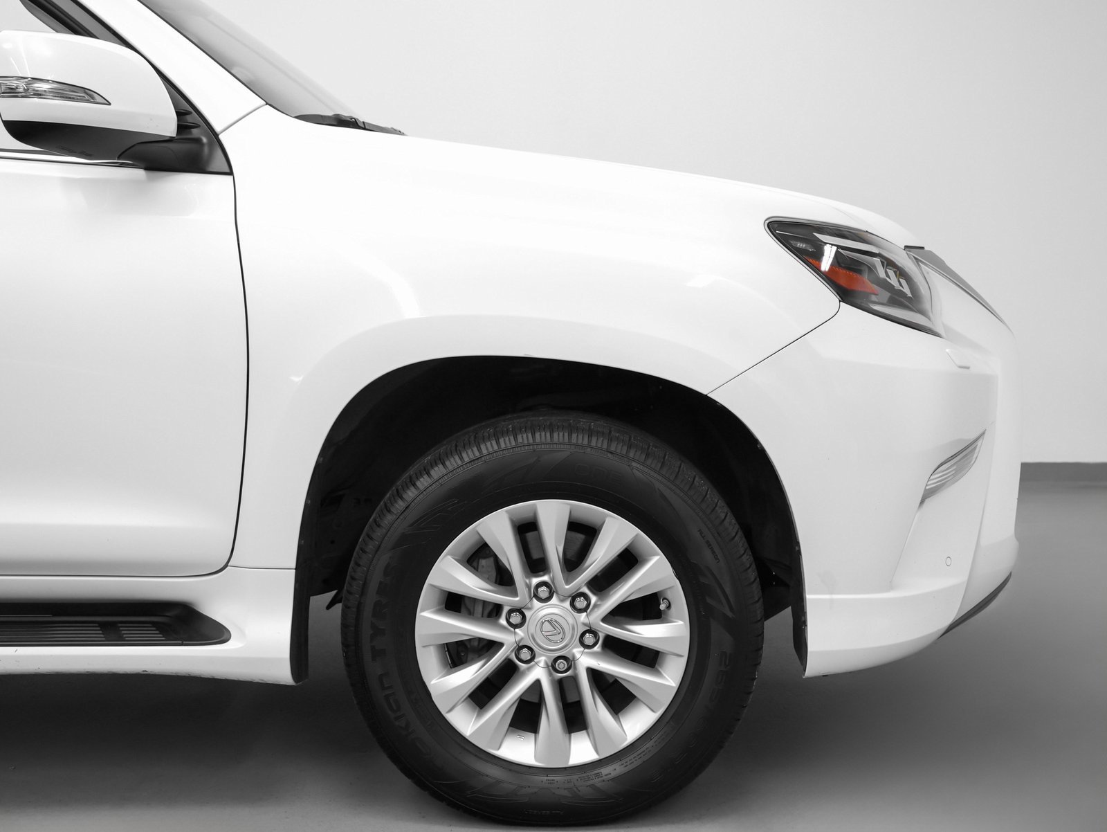 Used 2022 Lexus GX 460 Premium w/ Premium Package image 12