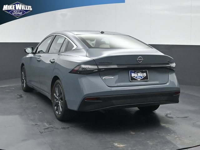 Used 2026 Nissan Sentra SL w/ Floor Mat Package FWD image 5