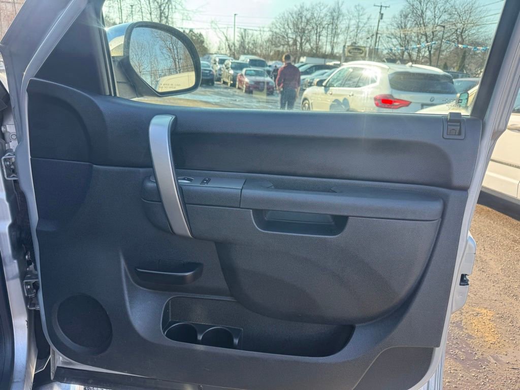Used 2012 Chevrolet Silverado 1500 LT image 24