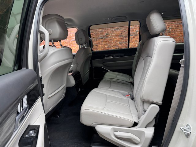 Used 2022 Jeep Wagoneer Series II image 22