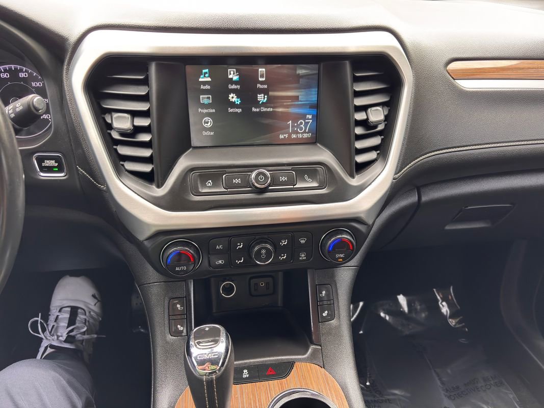 Used 2017 GMC Acadia SLE AWD/4WD image 30
