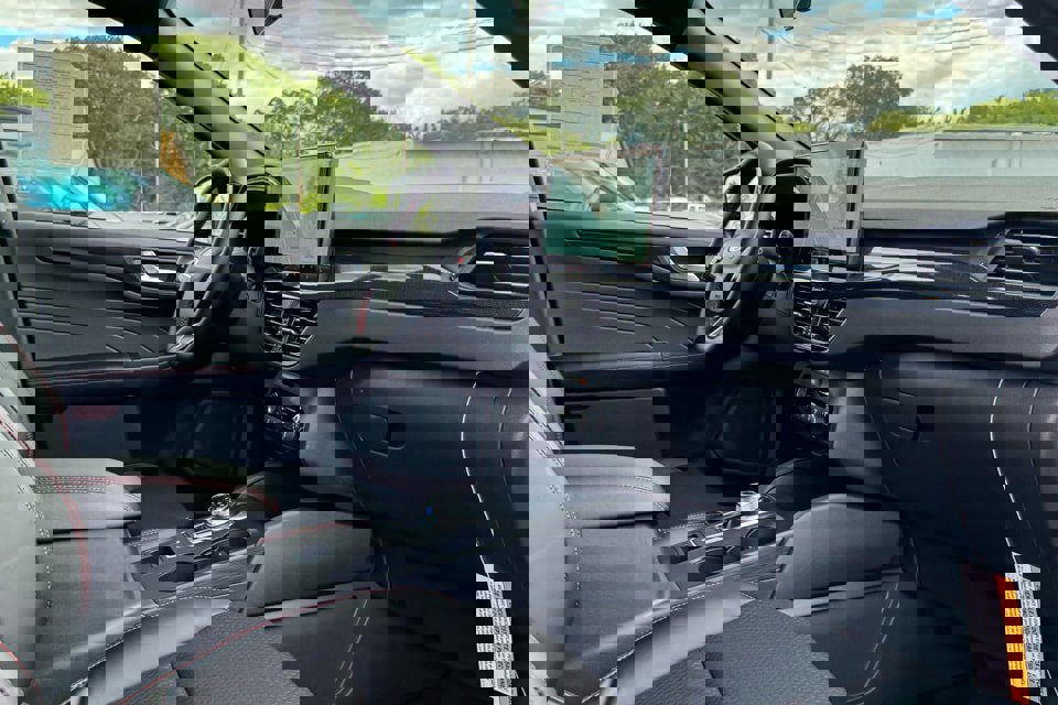 New 2025 Ford Escape ST-Line w/ Tech Pack #1 image 12