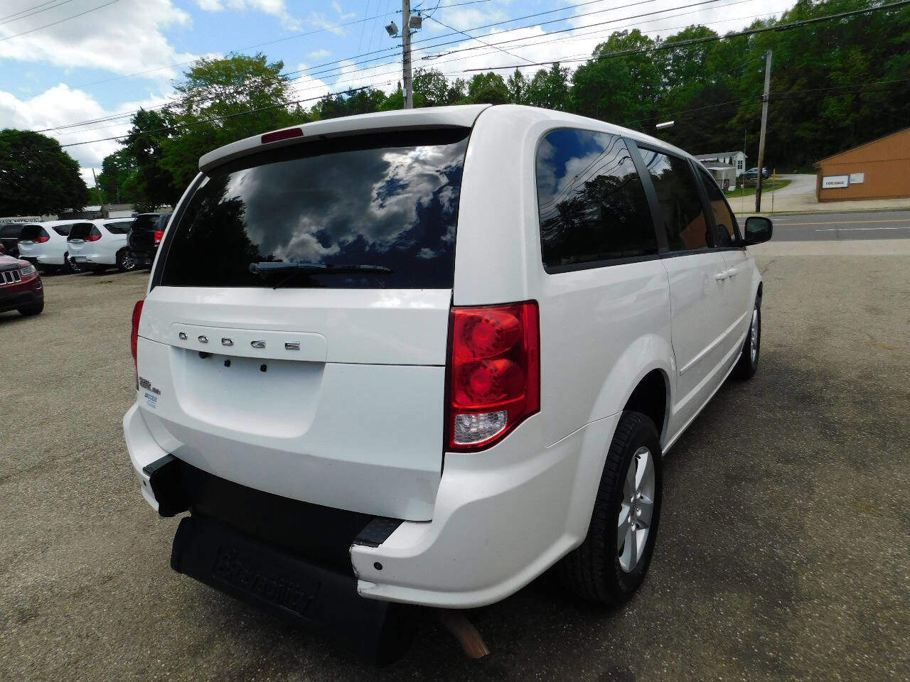 Used 2013 Dodge Grand Caravan SE image 13
