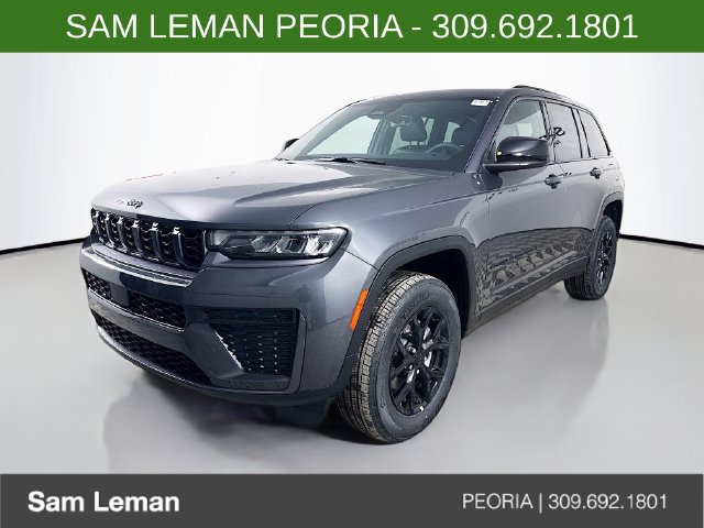 New 2026 Jeep Grand Cherokee Altitude AWD/4WD image 3