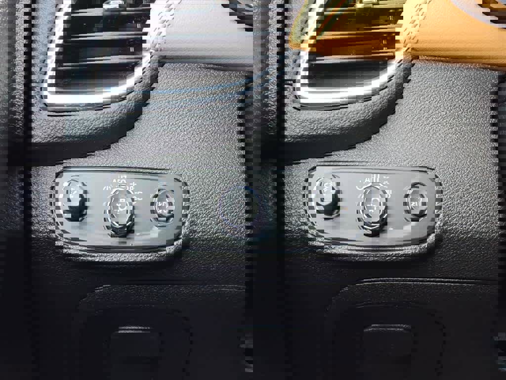 Used 2018 Chevrolet Trax Premier image 15