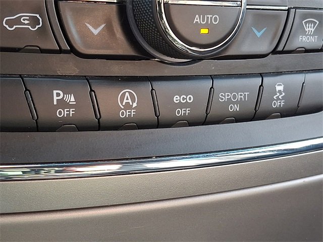 Used 2018 Jeep Grand Cherokee Limited w/ Trailer Tow Group IV image 26