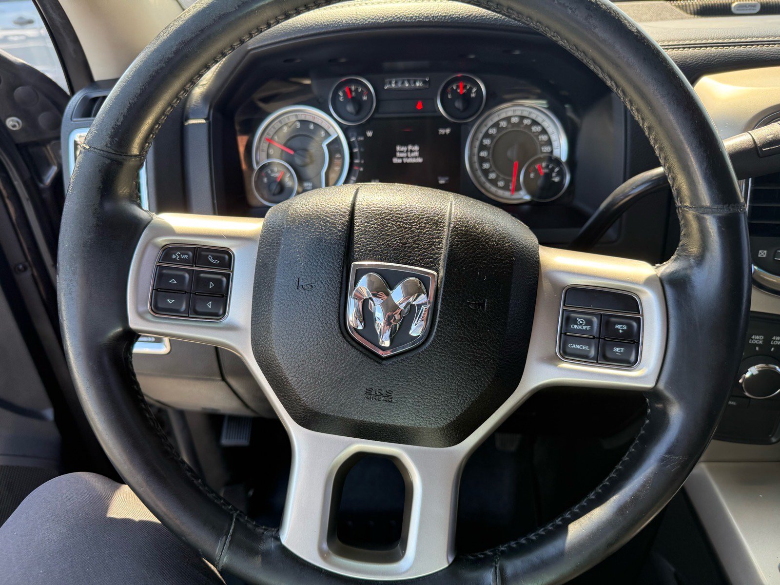 Used 2013 RAM 3500 Laramie AWD/4WD image 15
