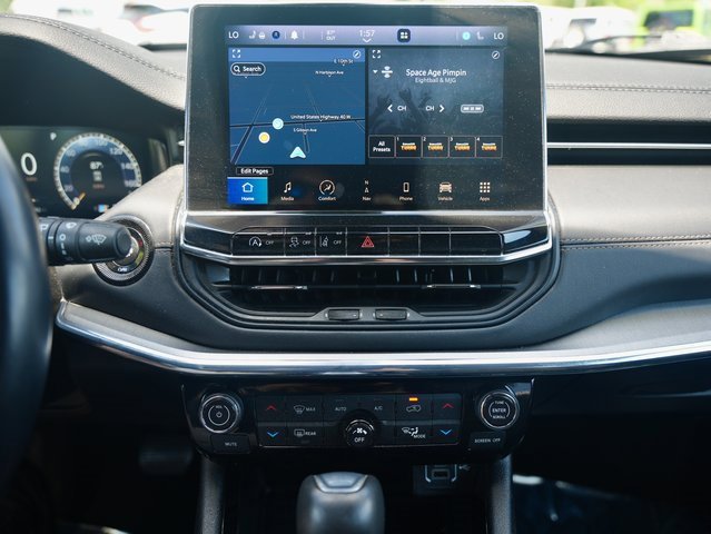 Used 2022 Jeep Compass Limited w/ (RED) Package image 20