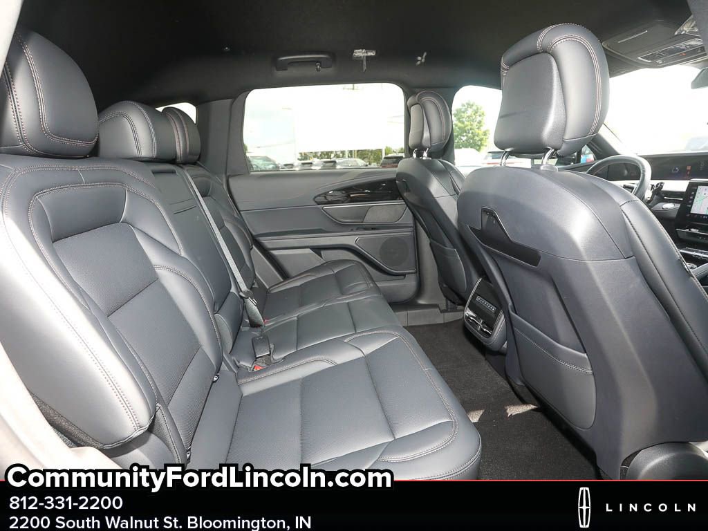 New 2025 Lincoln Nautilus Premier w/ Jet Appearance Package image 20