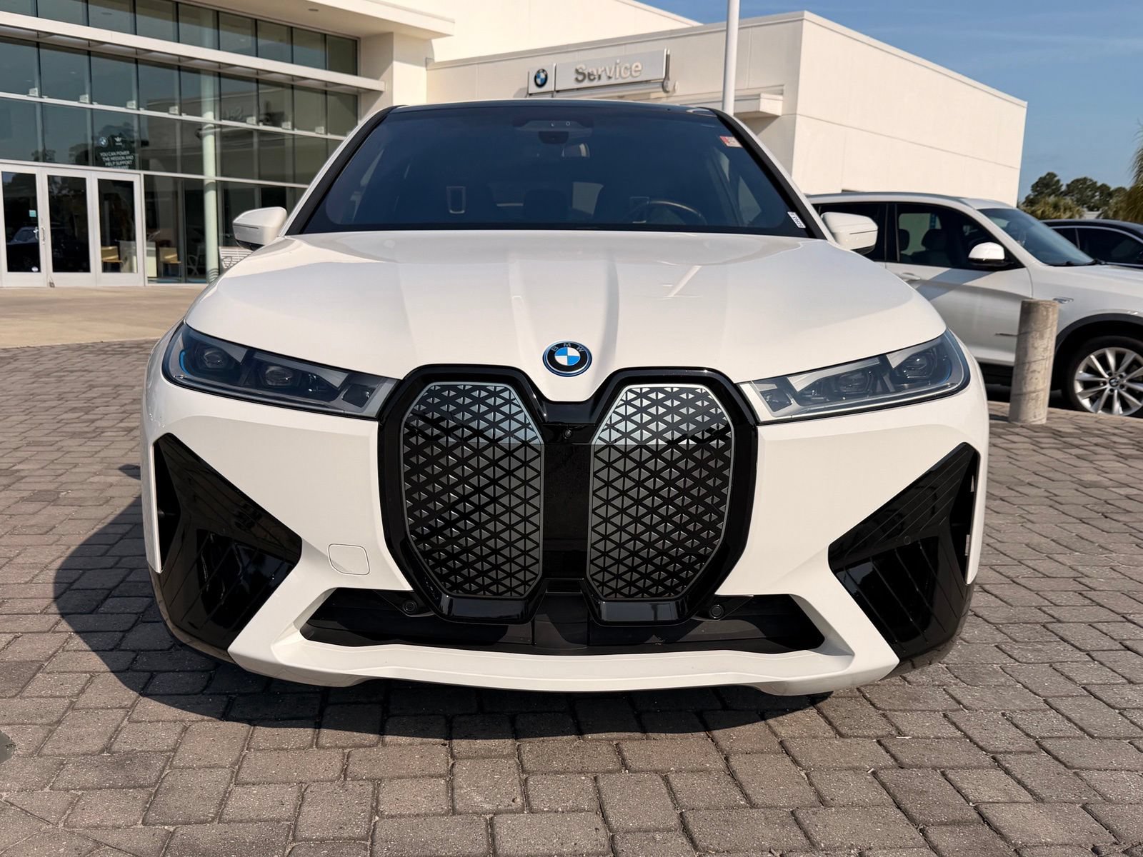 Used 2024 BMW iX M60 AWD/4WD image 6