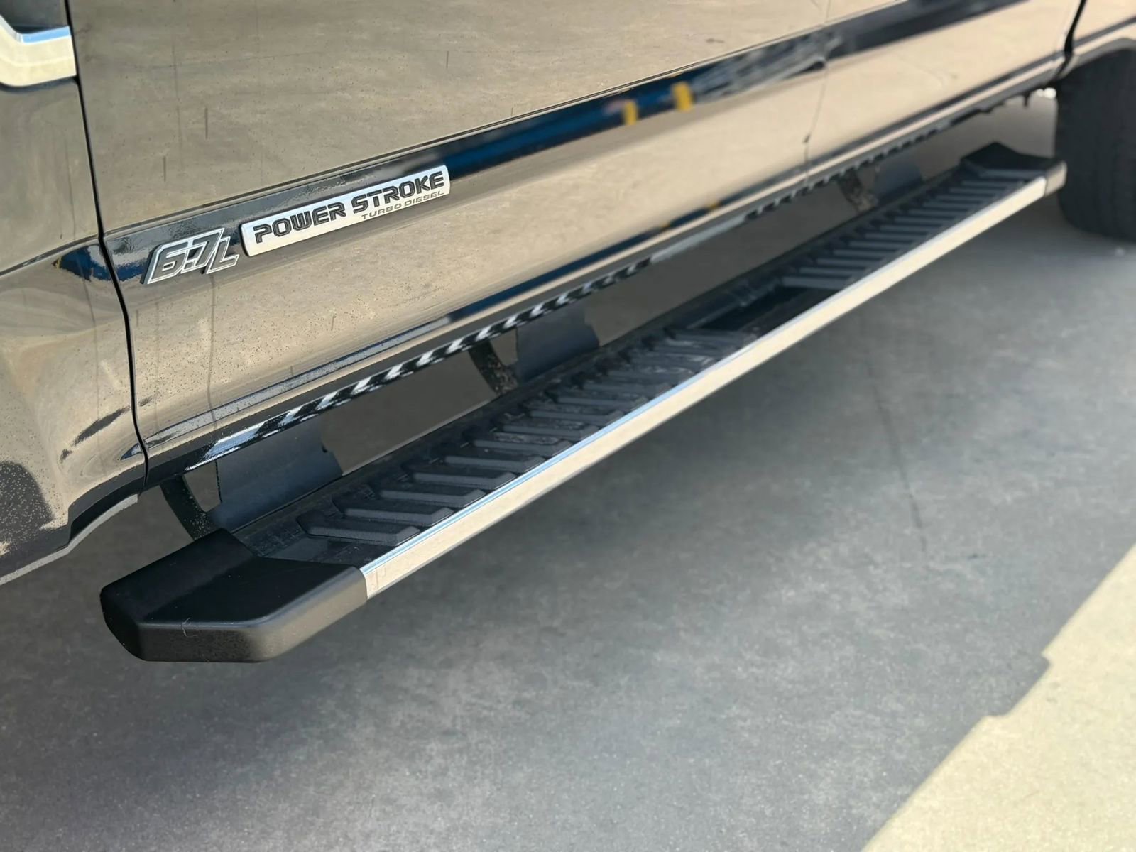 Used 2019 Ford F250 XLT w/ XLT Premium Package AWD/4WD image 18