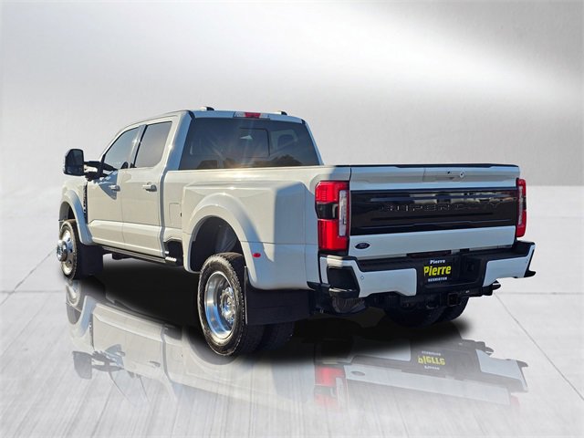 Used 2025 Ford F450 Platinum w/ FX4 Off-Road Package image 4