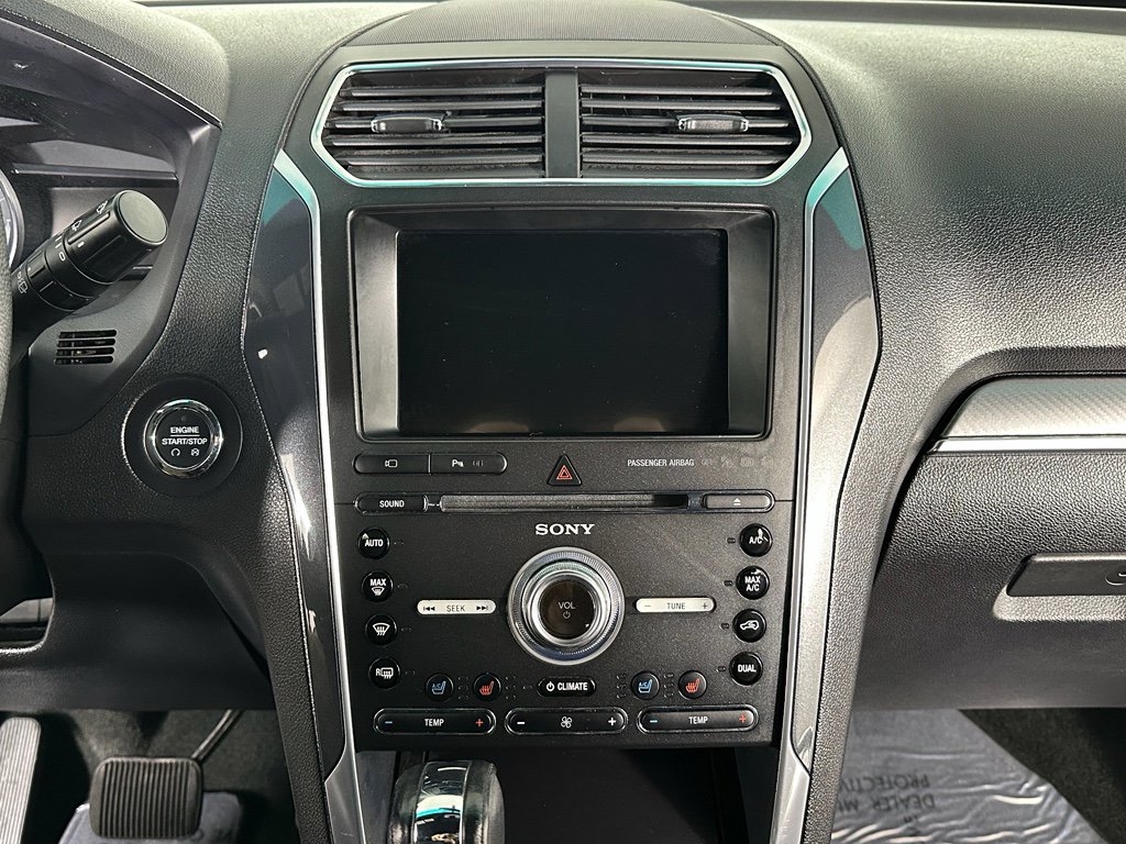 Used 2017 Ford Explorer Sport w/ Equipment Group 401A image 15