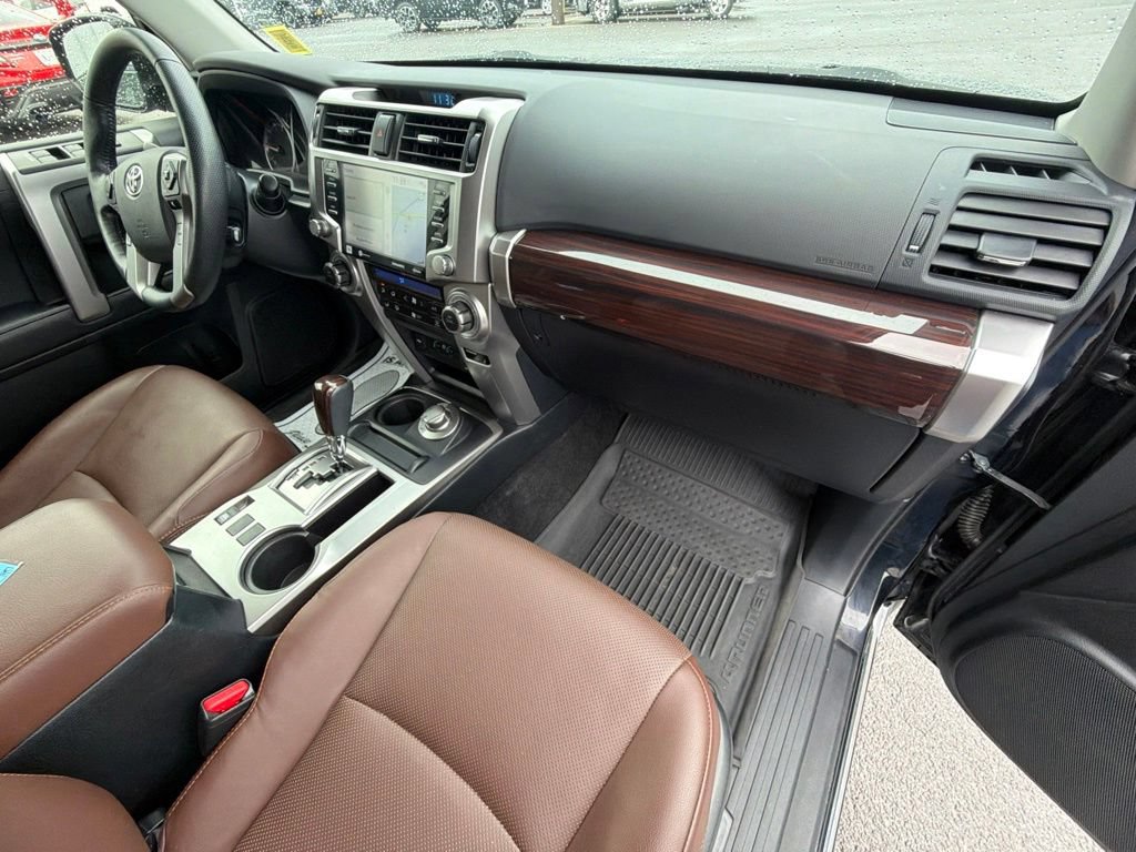 Used 2024 Toyota 4Runner Limited AWD/4WD image 54