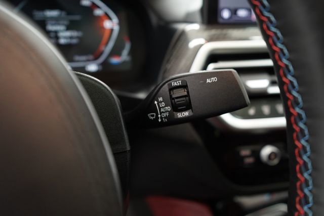 Used 2023 BMW X4 M40i w/ Premium Package image 24