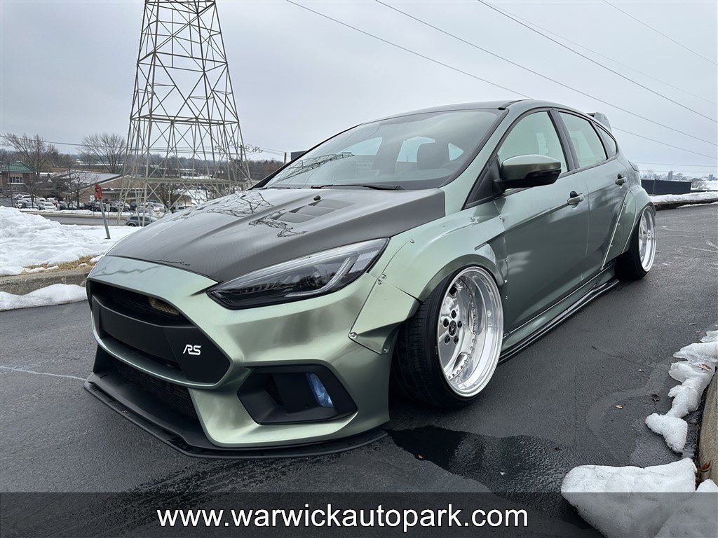 Used 2017 Ford Focus RS image 3