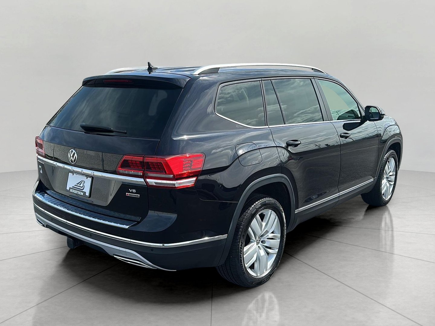 Used 2019 Volkswagen Atlas SEL AWD/4WD image 7