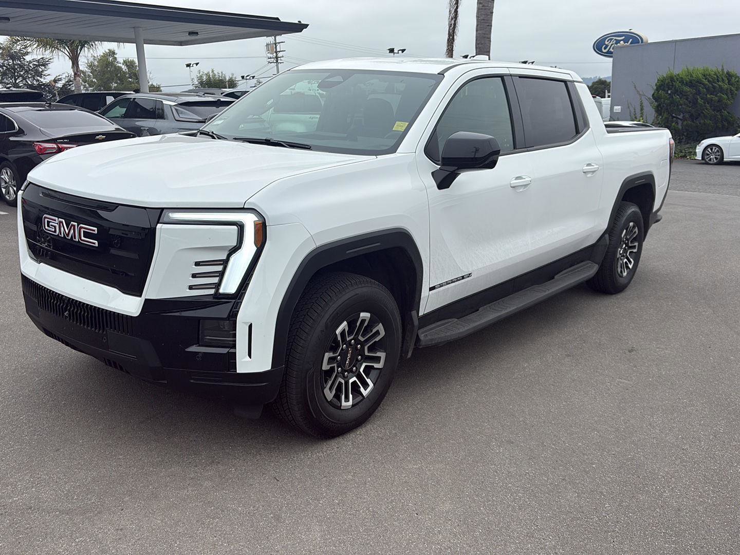 Used 2026 GMC Sierra EV Elevation image 1
