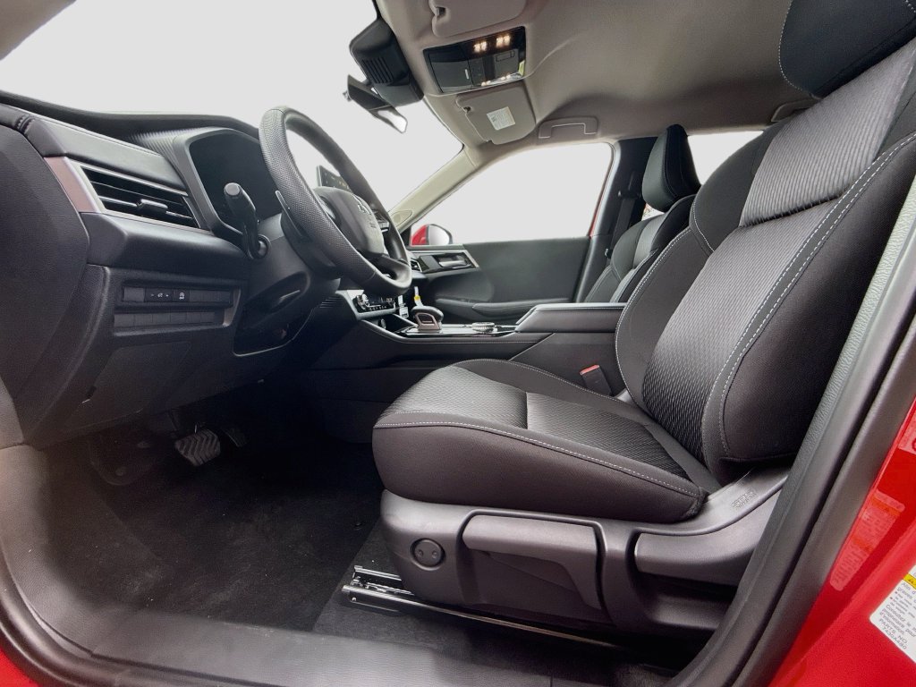 New 2026 Mitsubishi Outlander ES FWD image 21