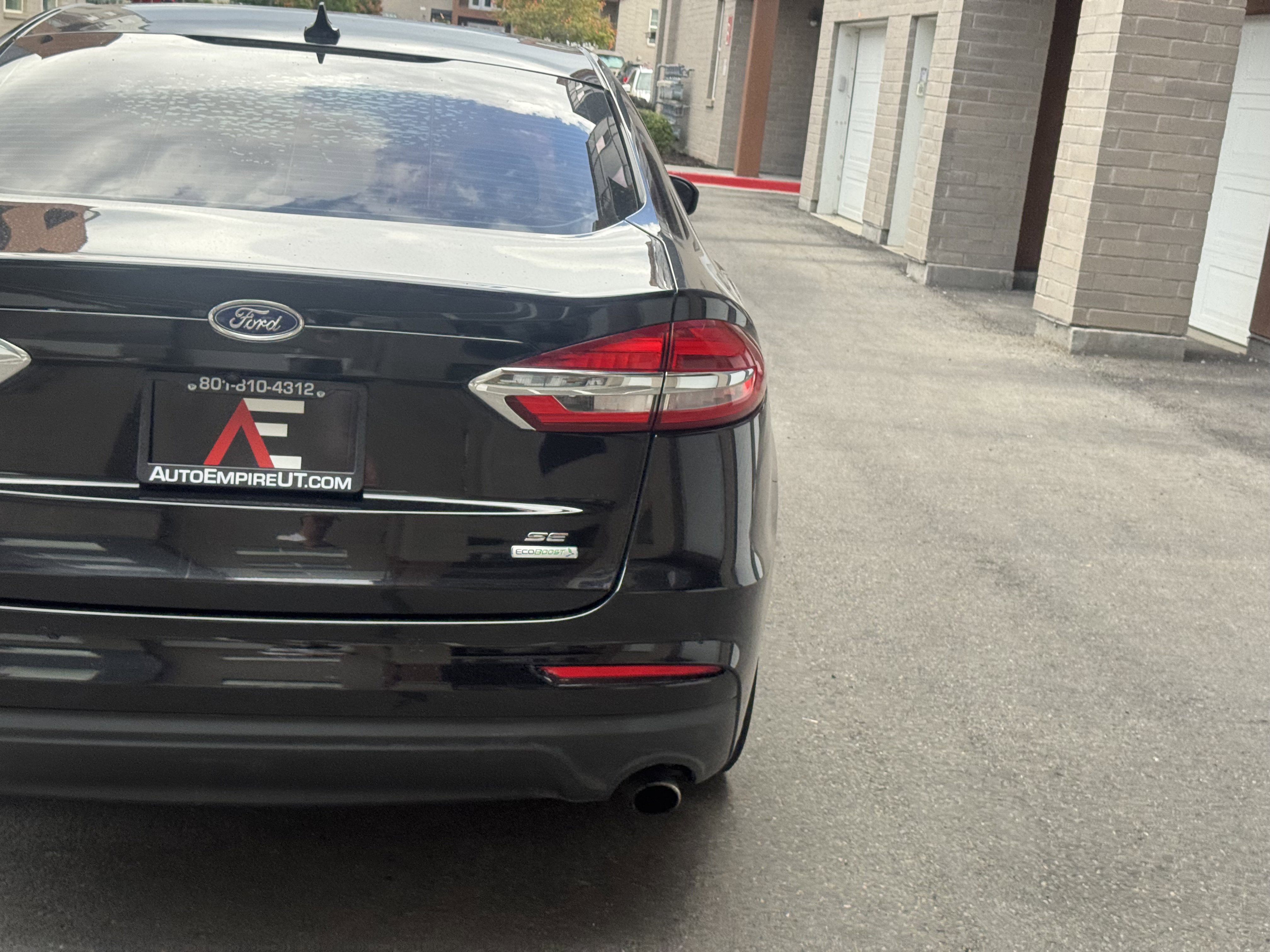 Used 2020 Ford Fusion SE image 5