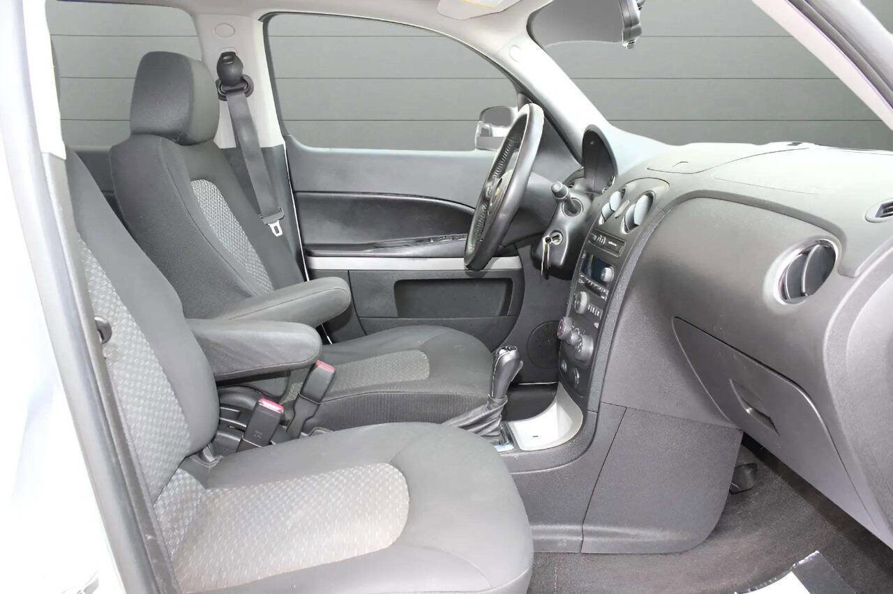 Used 2011 Chevrolet HHR LT w/ My Link Package image 23