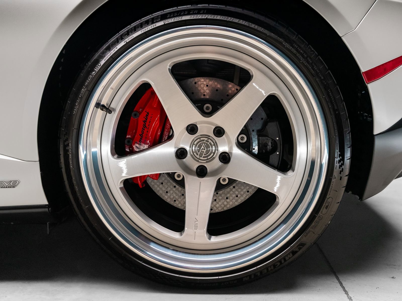 Used 2021 Lamborghini Huracan EVO image 48